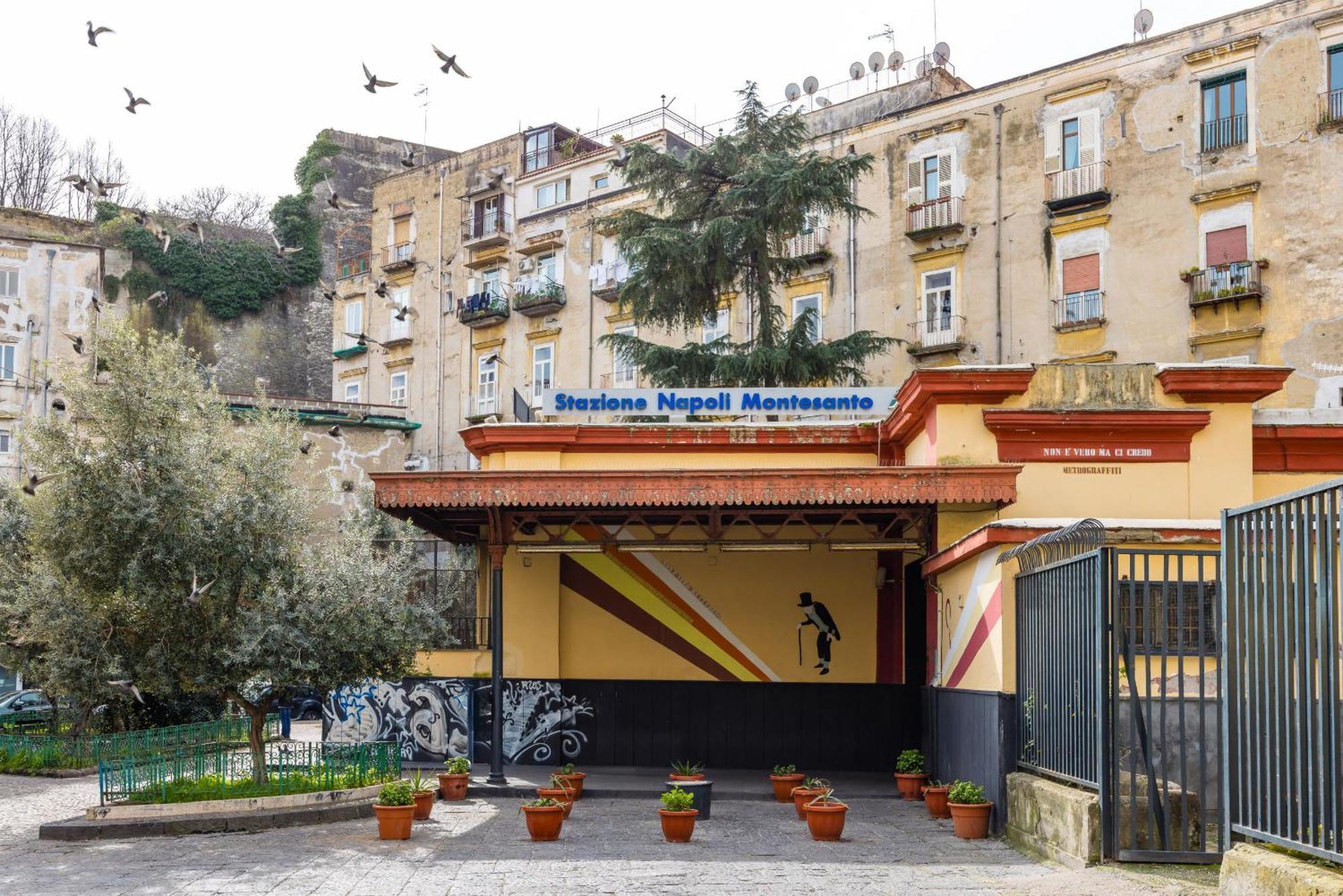 Montesanto View Rooms By Wonderful Italy Наполи Екстериор снимка